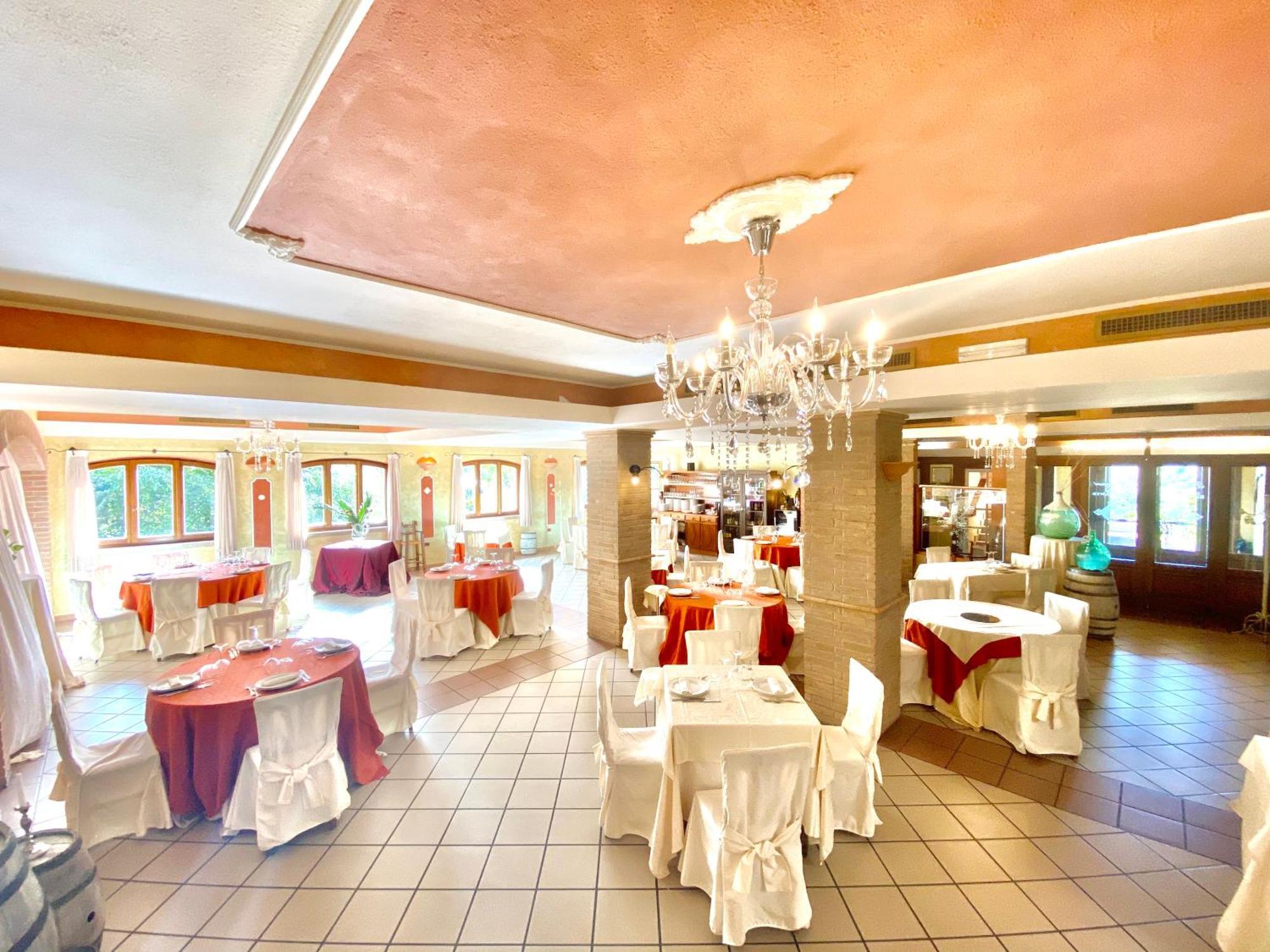 Hotel I Ginepri Quartucciu Exteriör bild