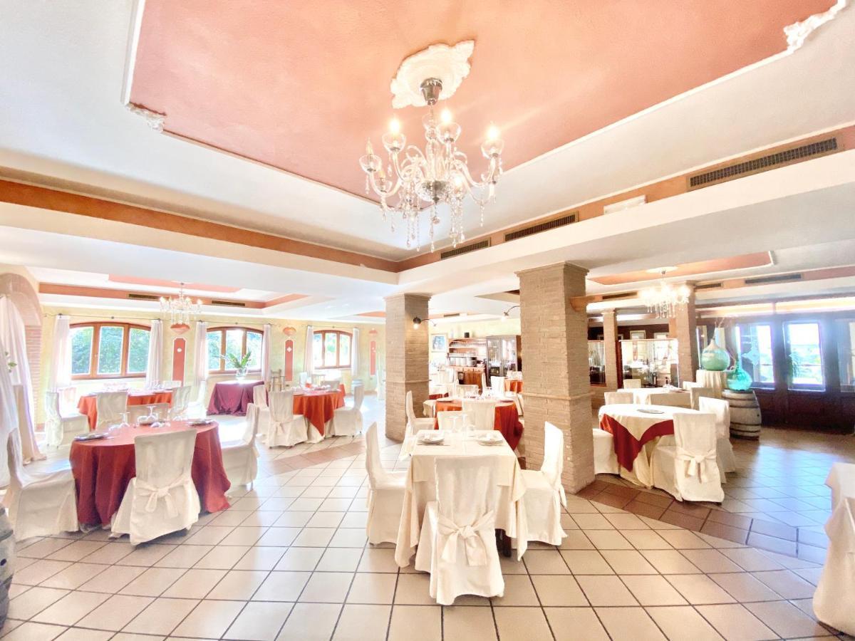 Hotel I Ginepri Quartucciu Exteriör bild